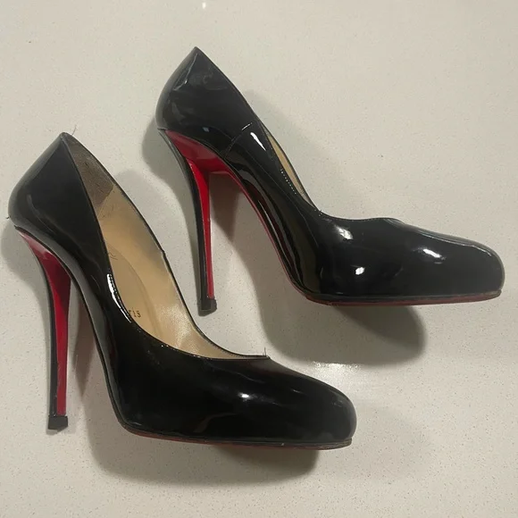 Christian Louboutin Almond Toe Patent Pump - Picture 6 of 7